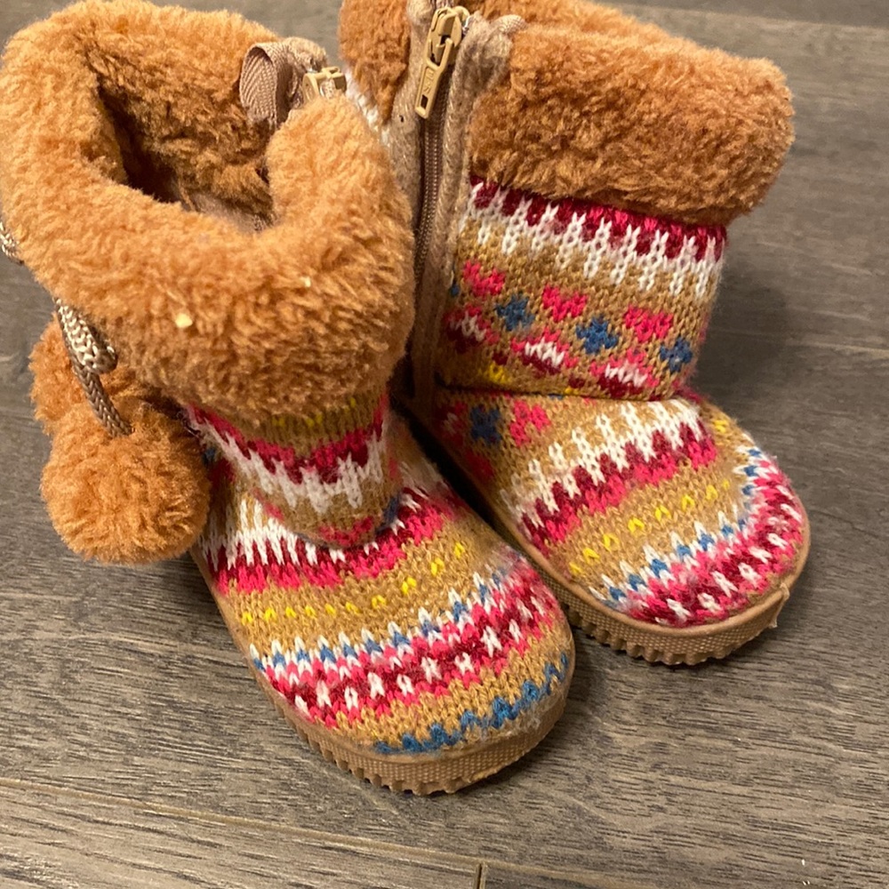 Toddler moccasin boots